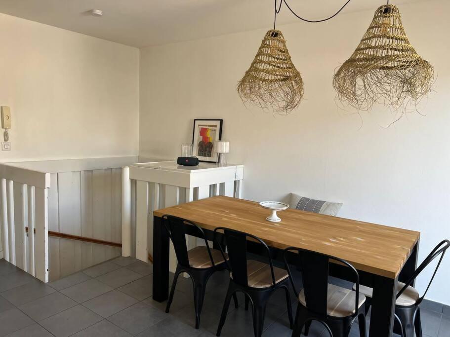 Superbe Appartement Avec Parking 拉罗歇尔 外观 照片