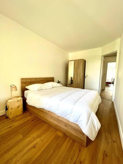 Superbe Appartement Avec Parking 拉罗歇尔 外观 照片